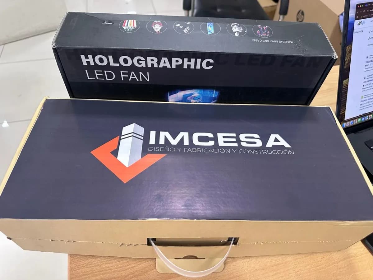 Empaques de equipos Holographic LED Fan con identificación de IMCESA